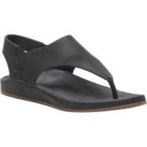 Chaco Wayfarer Post Leather Sandal Black size 10